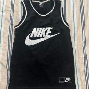 Mens Nike NSW Embroidered Mesh Basketball Jersey Tank CT5605-010 Small S